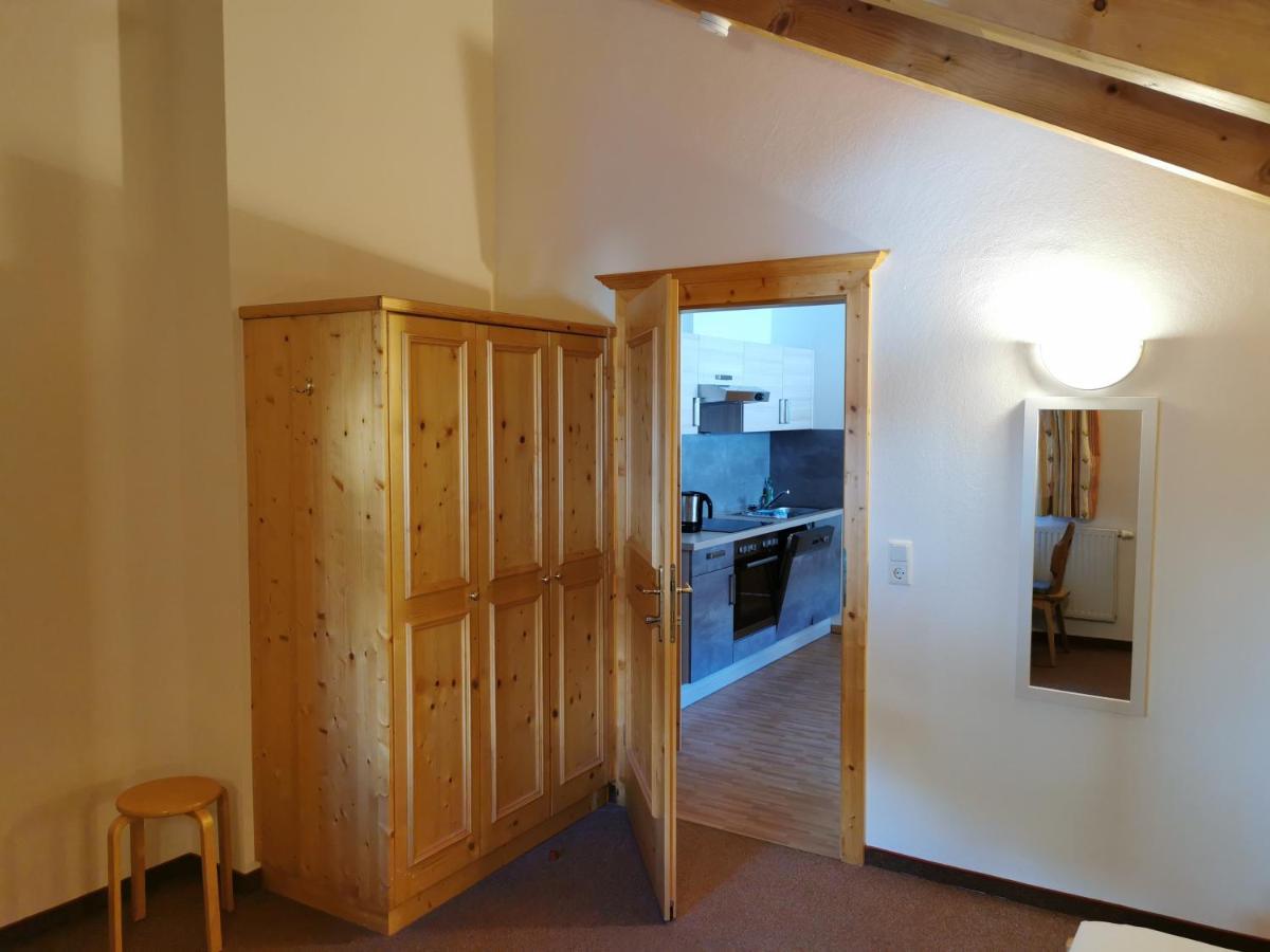 זולדן Hotel Garni Schoenblick מראה חיצוני תמונה