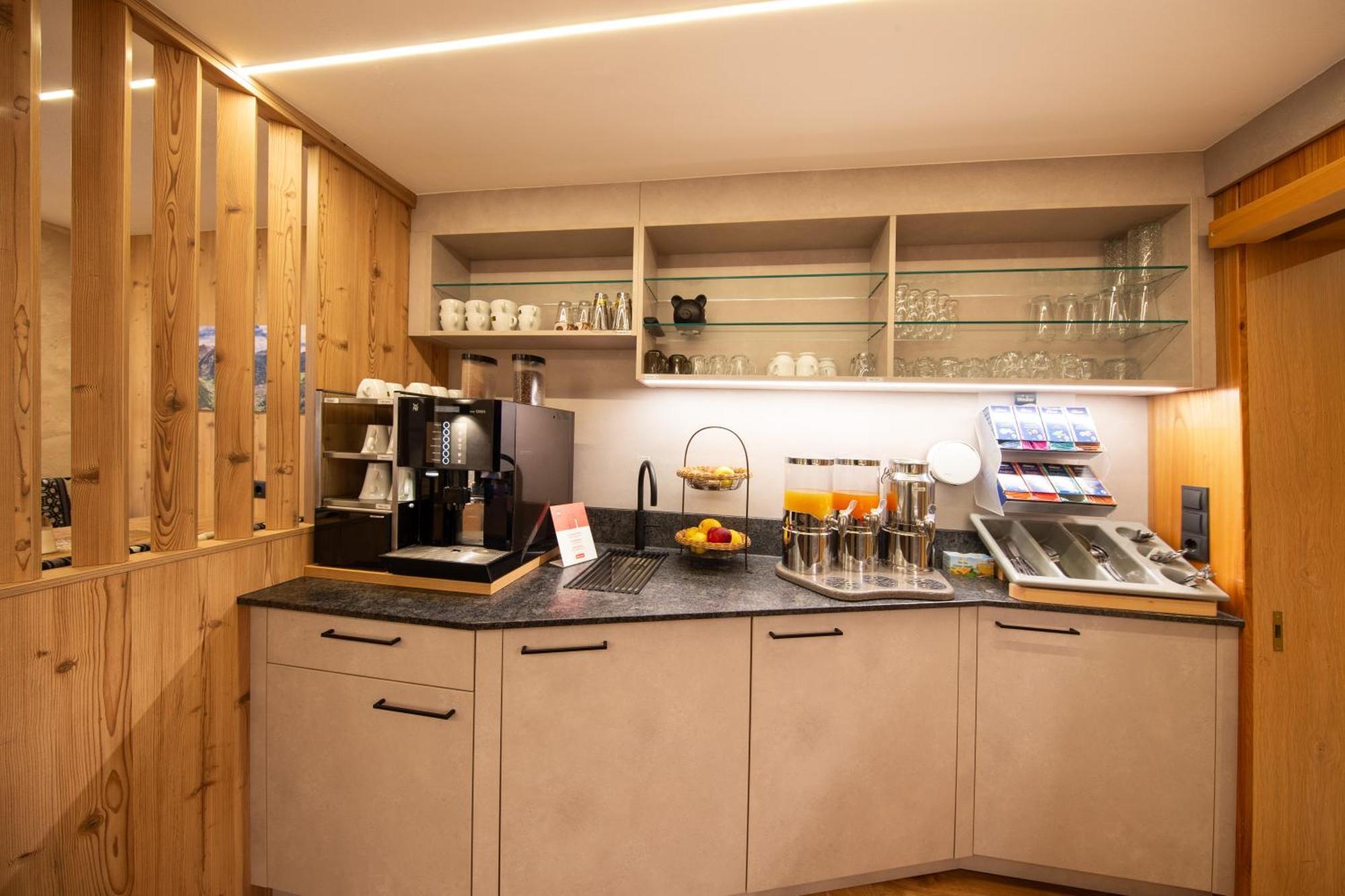 זולדן Hotel Garni Schoenblick מראה חיצוני תמונה